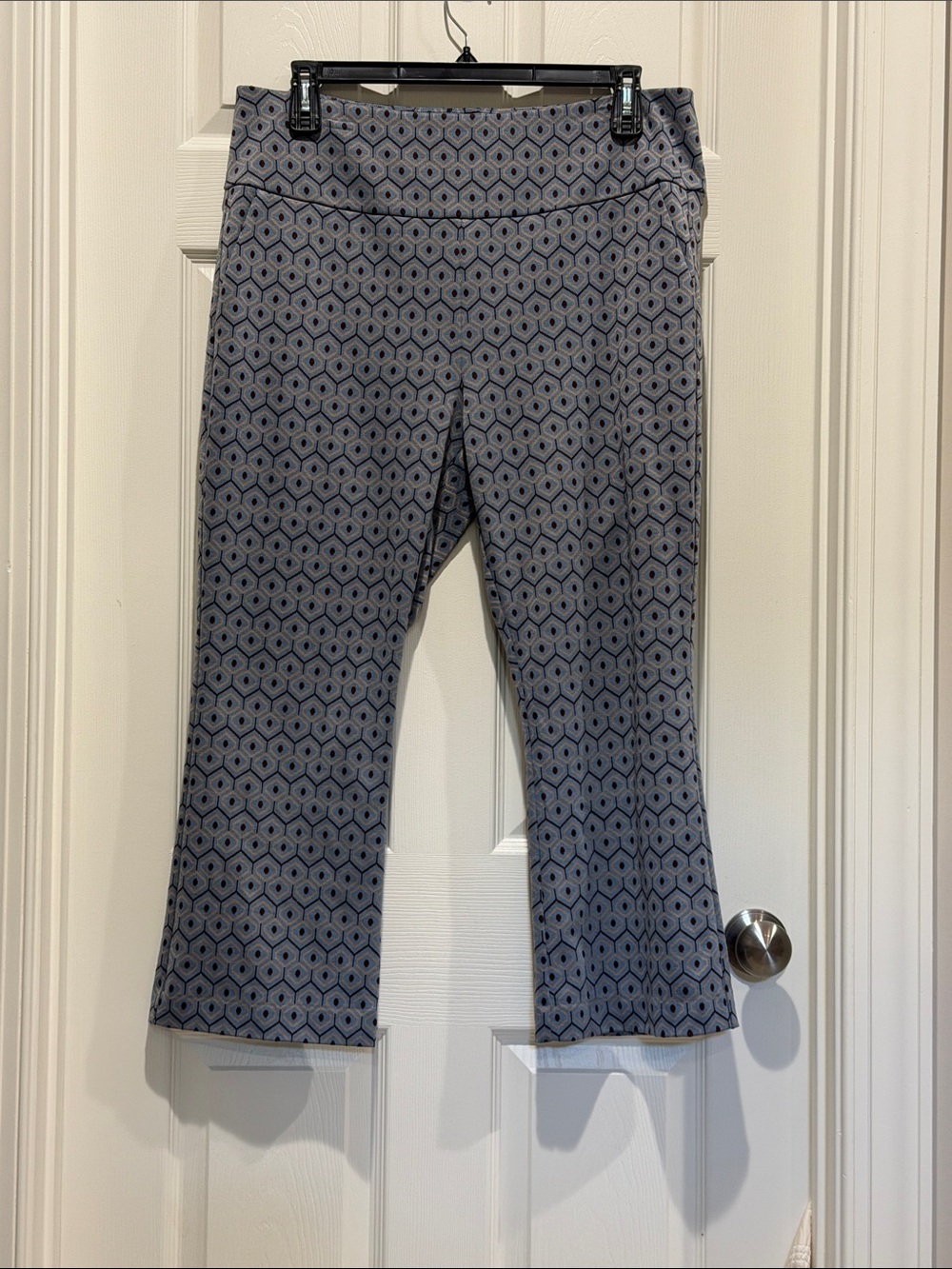CAbi Gray Geometric Cropped Yoga Pants